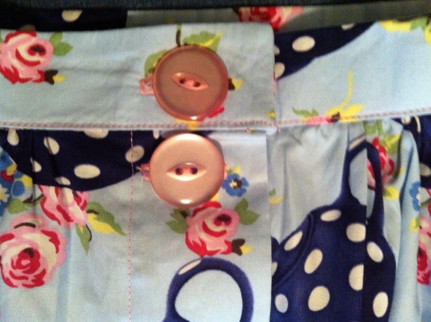 The finished Tea Party Skirt - waist buttons