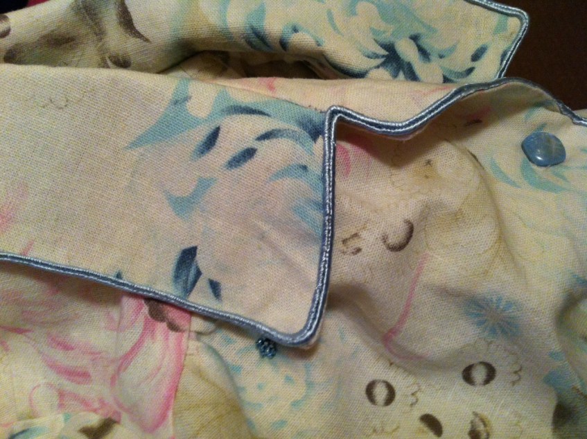 Simplicity 1880 shirt dress: collar, trim and beads