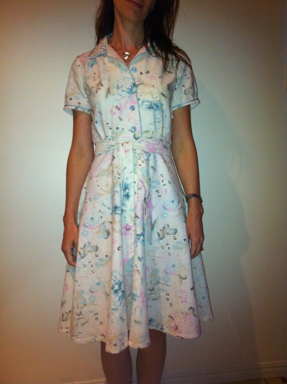 Finished Simplicity 1880 shirt dress with belt