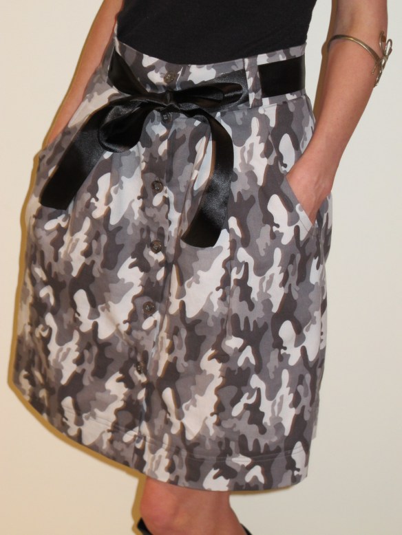 Megan Nielsen's Kelly Skirt in camo - front view