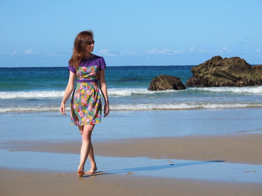 Colette Macaron - beach walking