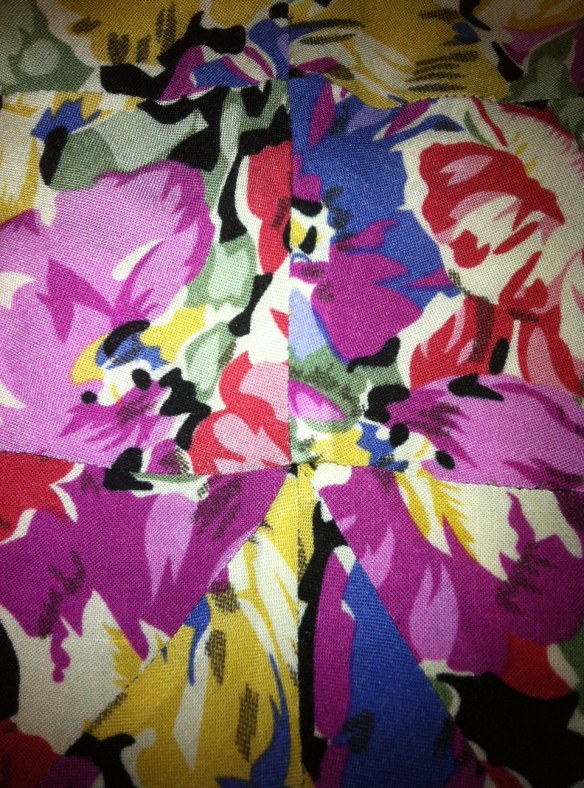 Vogue 1247 - French seamed top.