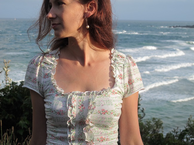 Lolita Gunmetal - frill details