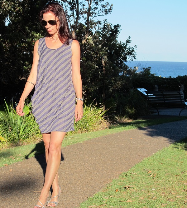 Drape Drape 2. Pattern No. 2, the one-piece side drape top