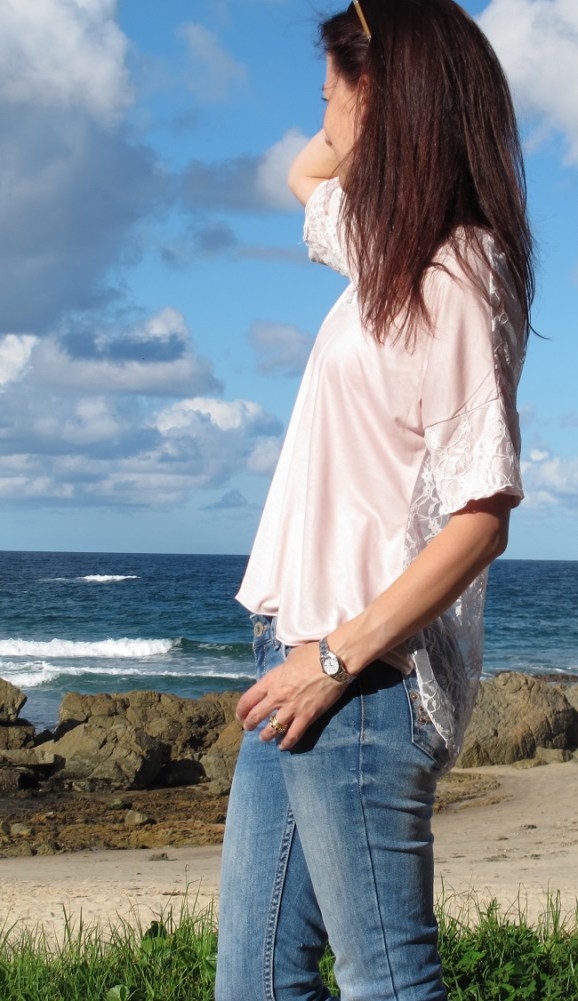 Dixie DIY Summer Concert tee - the lace backed version