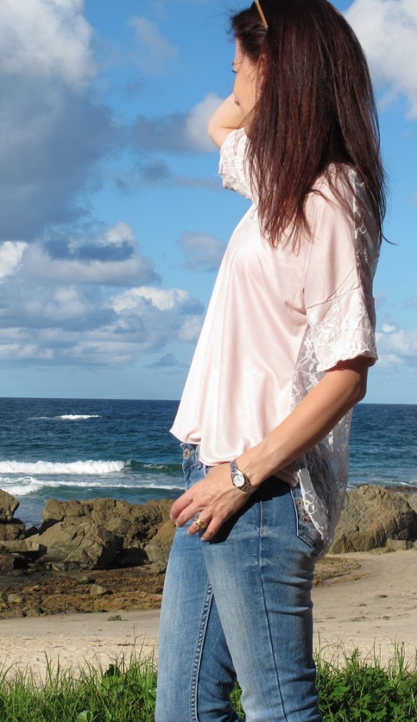 Dixie DIY Summer Concert tee - the lace backed version