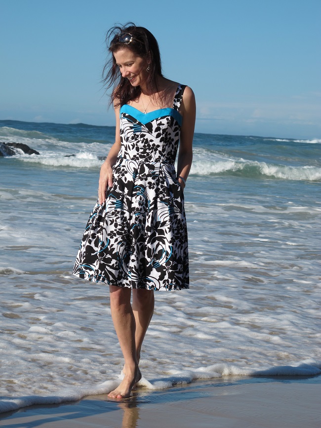 New Look 6048 - my Hello & Goodbye Summer Dress.