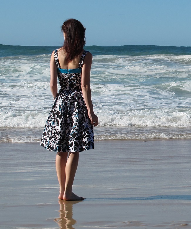 New Look 6048 - back view