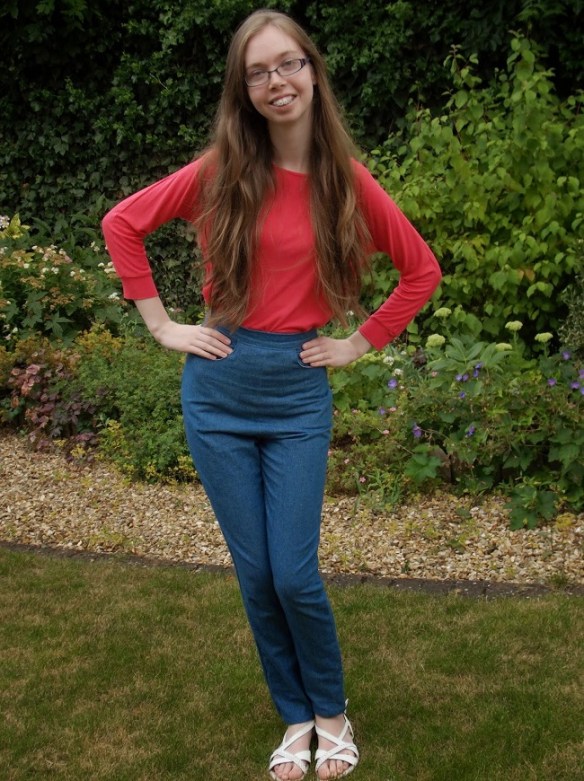 Lady Sewalot - Simplicity 9944!