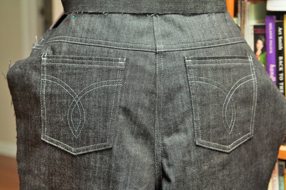 Quixotic Pixels: Burda 03/2014 #115, a not-so-low rise skinny jean. WIP