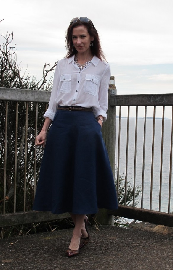 Sewaholic Holllyburn with RTW white shirt.