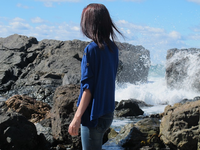 Side view - Square top, She Wears The Pants