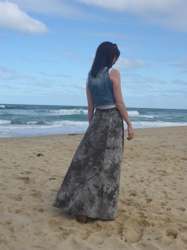 Fumeterre Skirt, Deer and Doe: back view