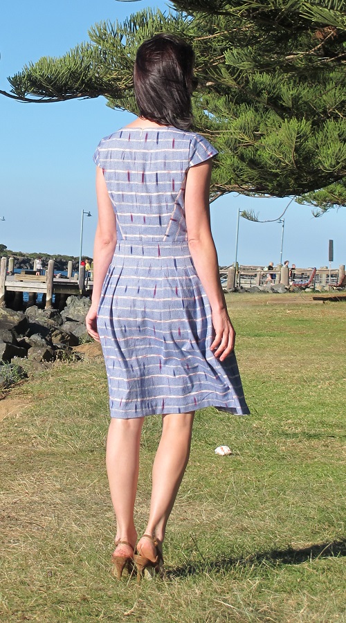 Vogue 1499, Anne Klein design, back view