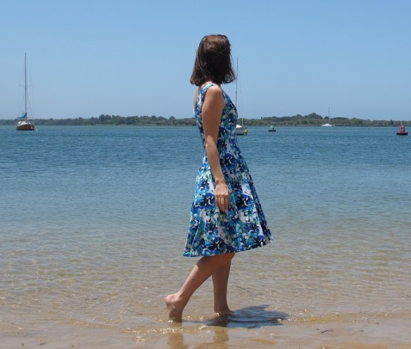 I feel super girly - yet not too fussy - in this dress. I love it.