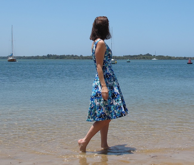 I feel super girly - yet not too fussy - in this dress. I love it.