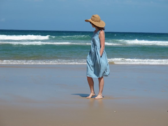 Lisa Dress, Tessuti Patterns, side view