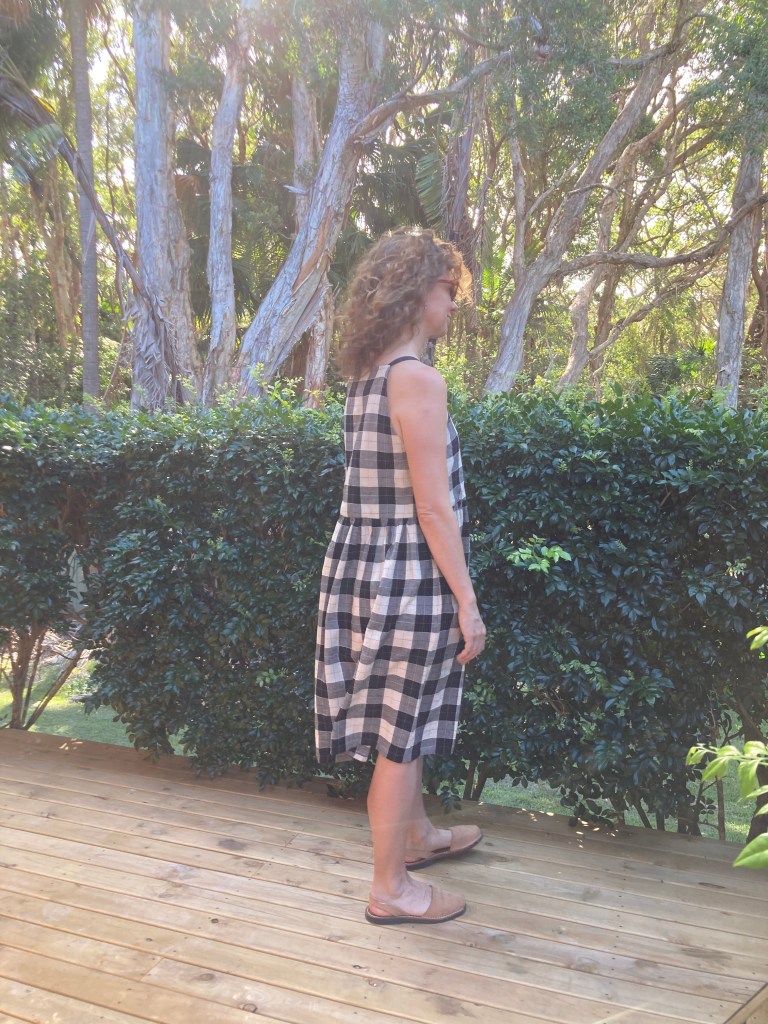 Romy dress, side view